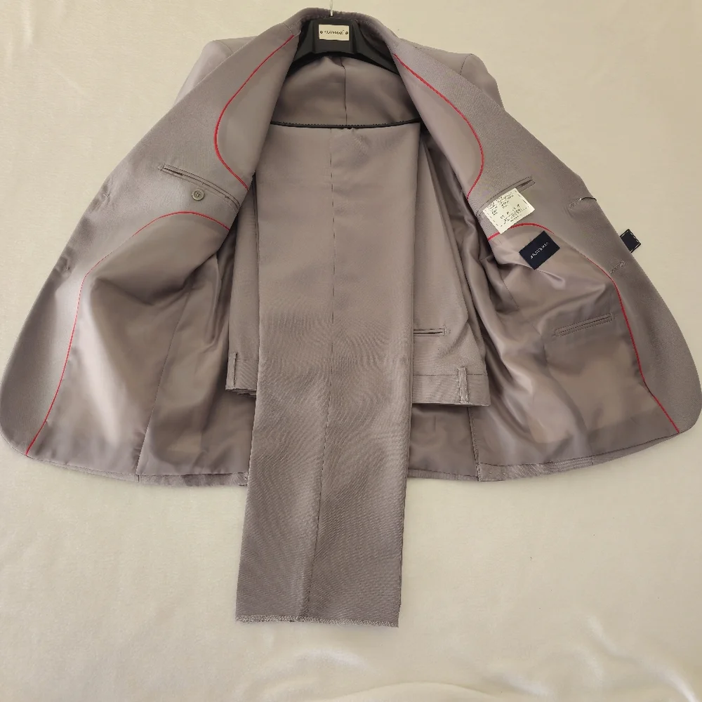BRAVENAN Classic Light Gray Suit